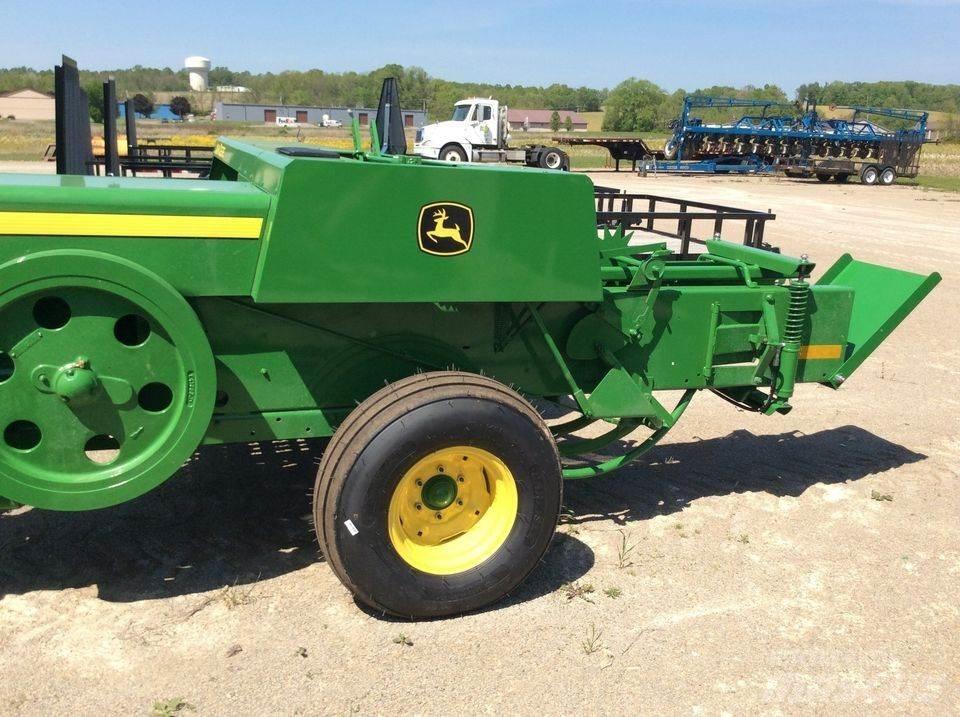 John Deere 348 Square Balers