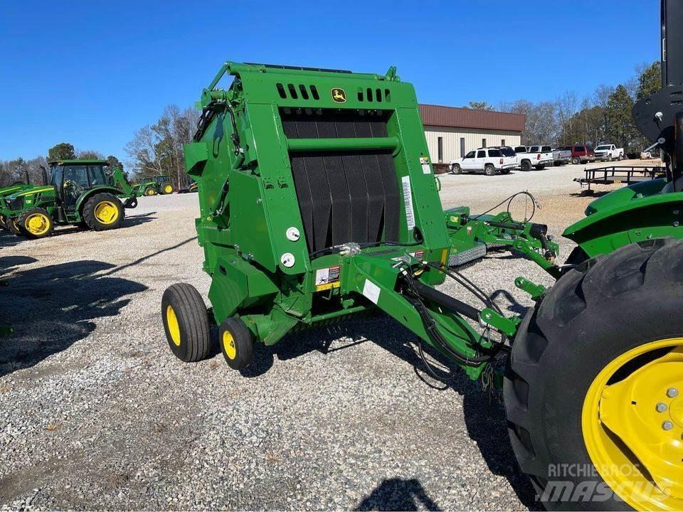 John Deere 450E Round Balers