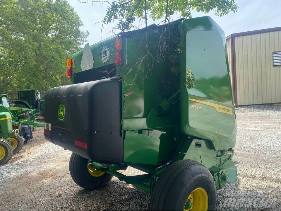 John Deere 451M Round Balers