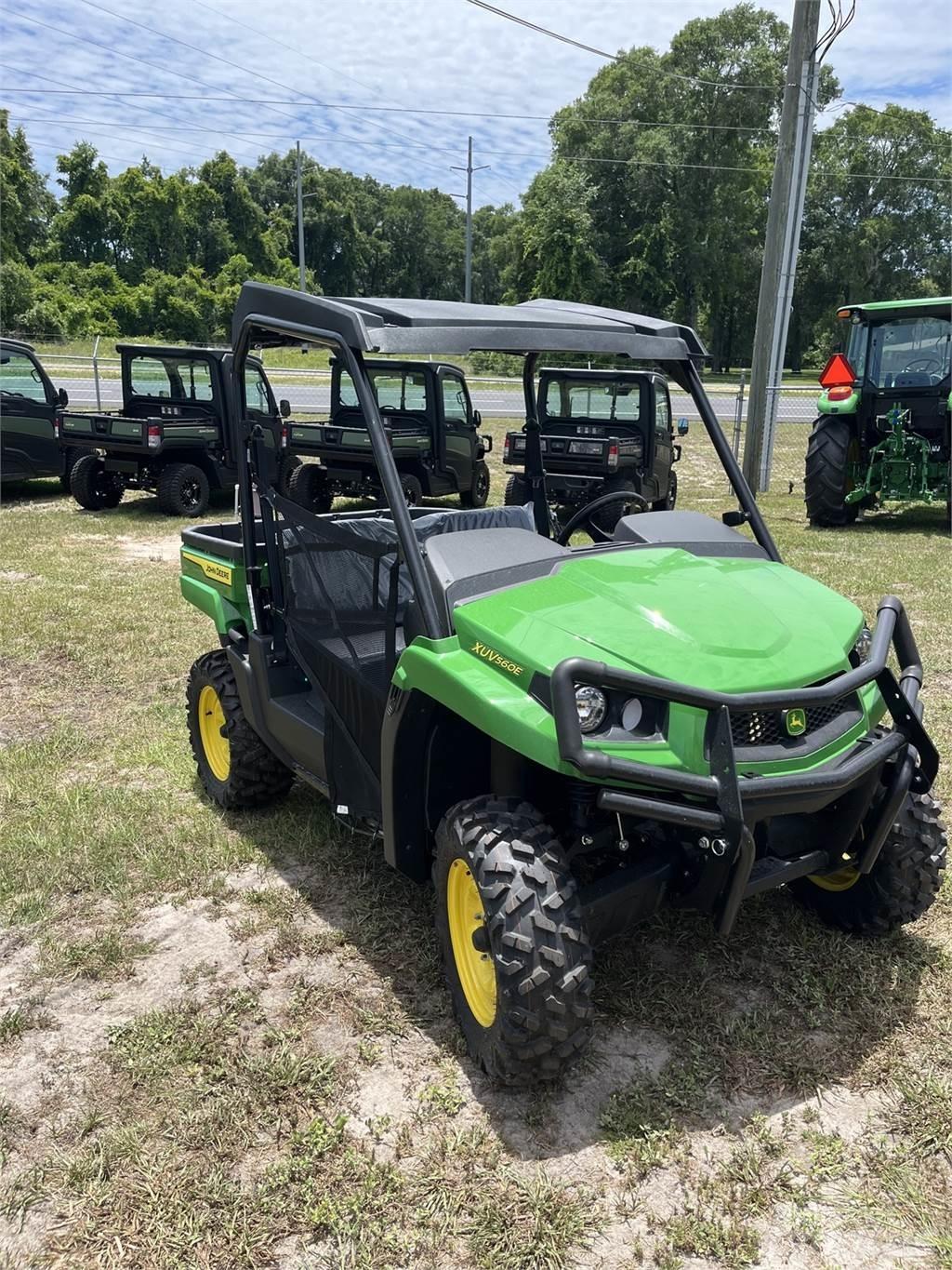 John Deere 560E Utility Machines