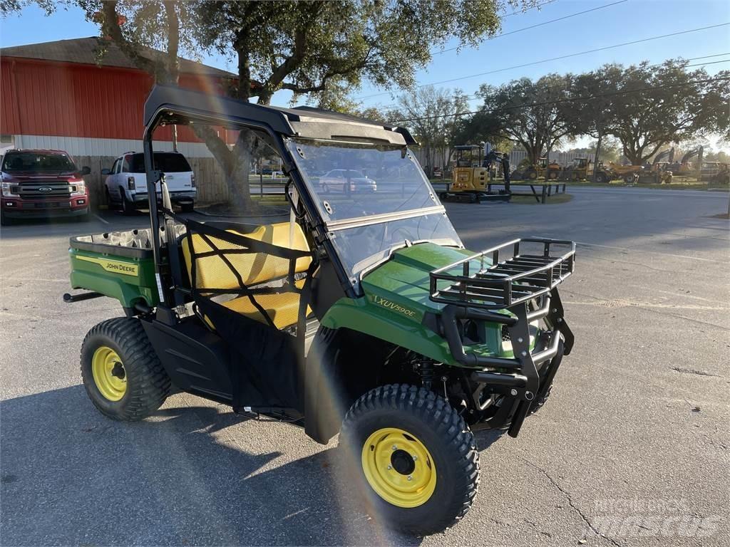 John Deere 590E Utility Machines