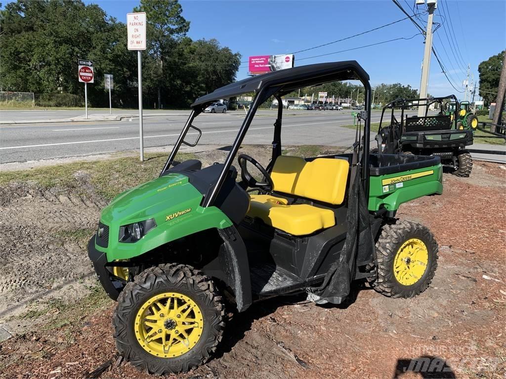 John Deere 590M Utility Machines