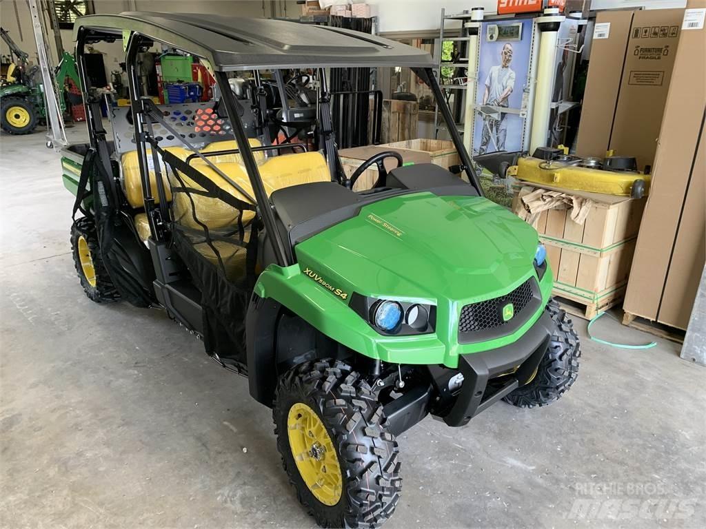 John Deere 590M Utility Machines