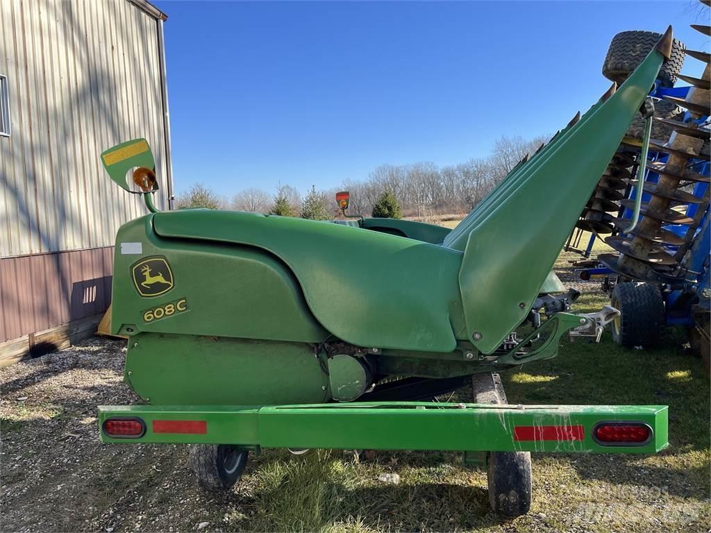 John Deere 608C Combine Attachments