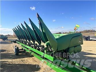 John Deere 608C Combine Attachments