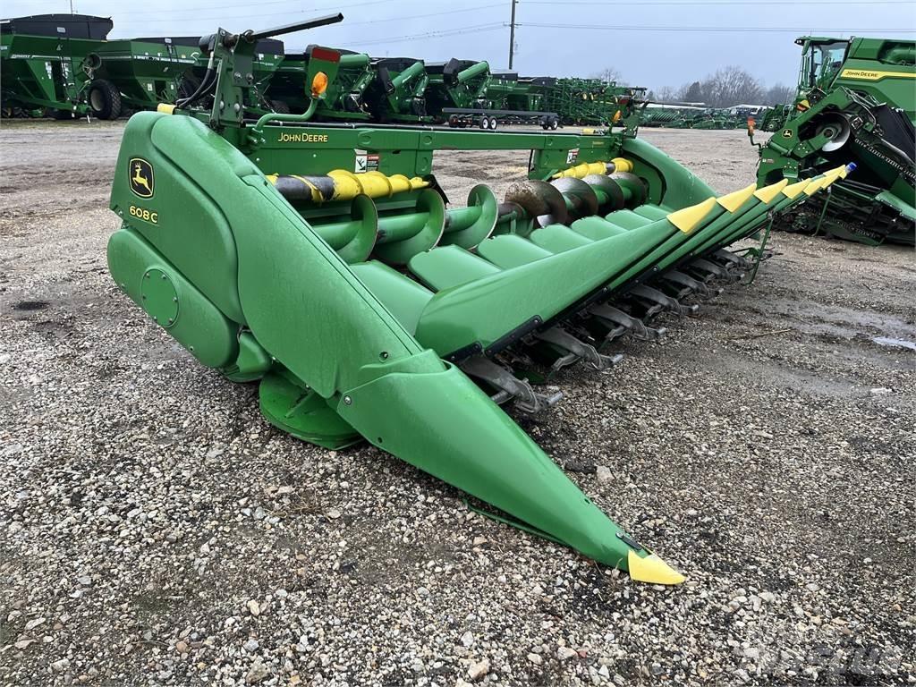 John Deere 608C Combine Attachments