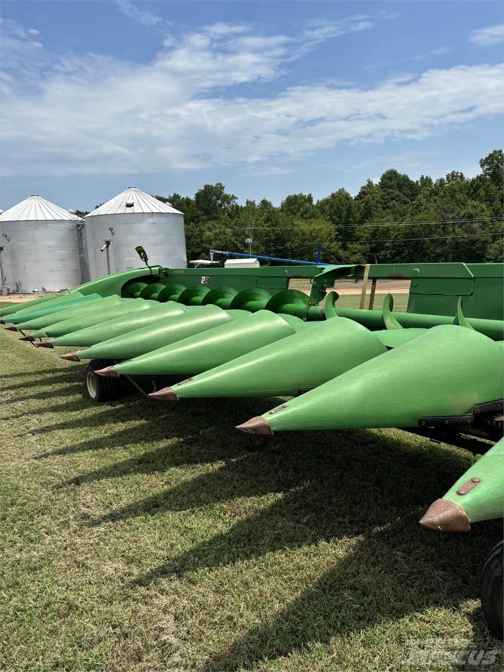 John Deere 612C Combine Attachments