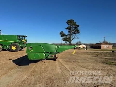 John Deere 616C Combine Attachments