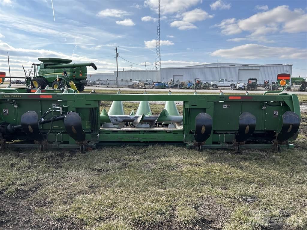 John Deere 708C Combine Attachments