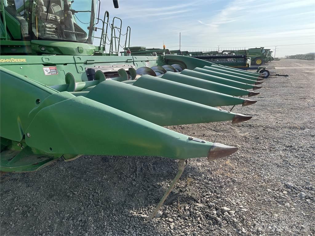 John Deere 708C Combine Attachments