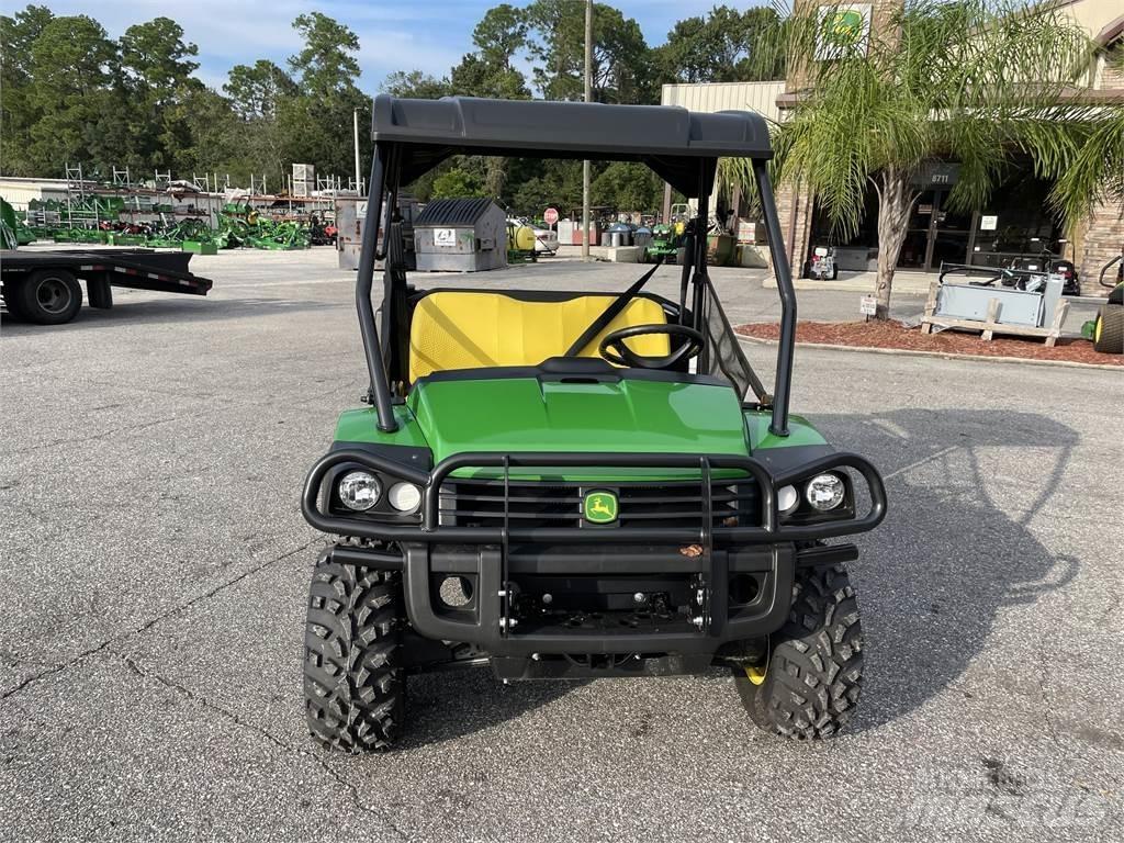 John Deere 815E Utility Machines