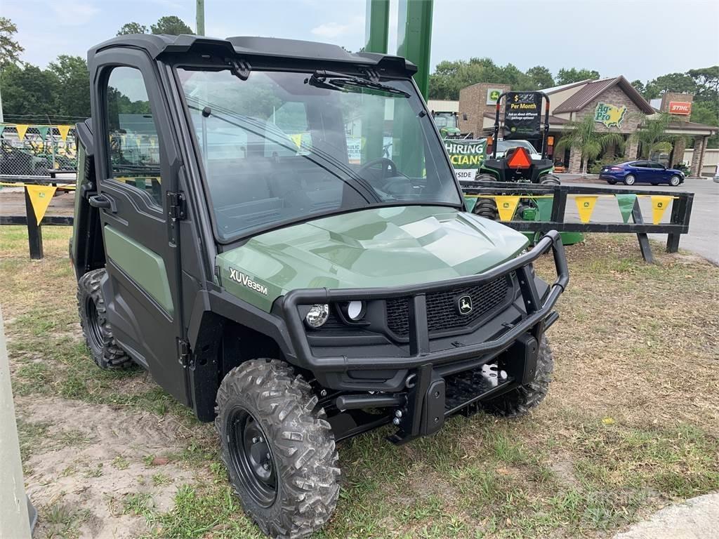 John Deere 835M Utility Machines