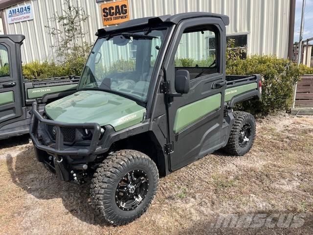 John Deere 835R Utility Machines