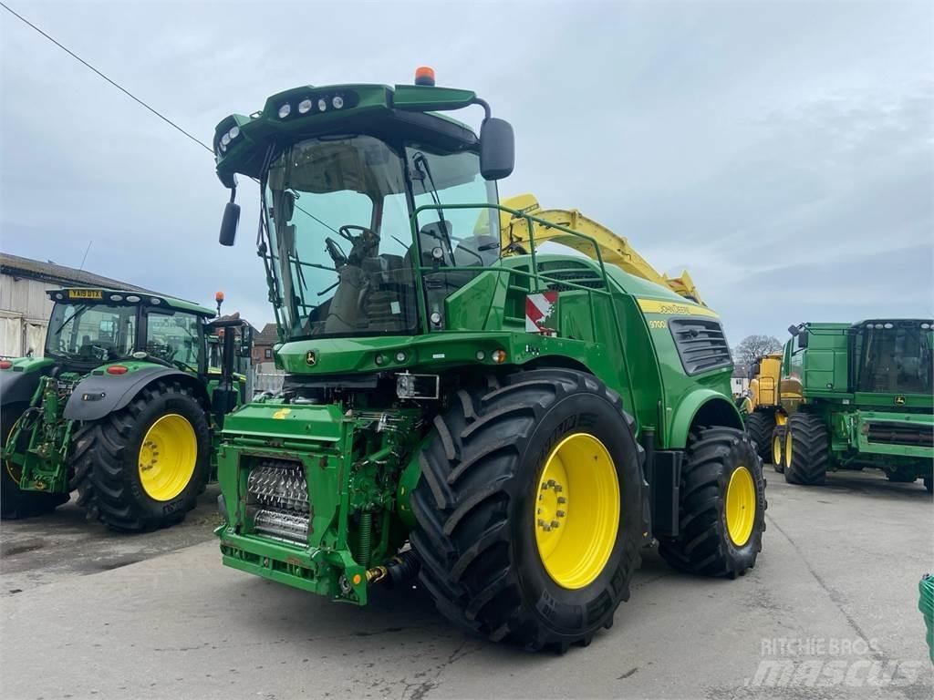 John Deere 9700 Forage Harvester