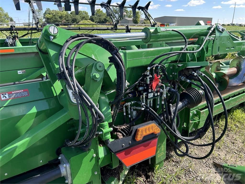 John Deere C12F Combine Attachments