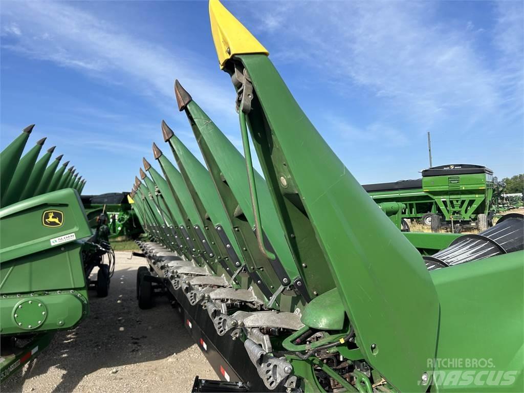 John Deere C12F Combine Attachments