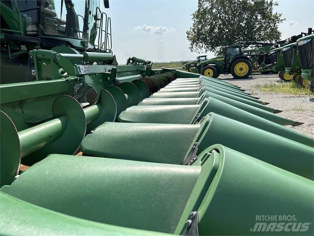 John Deere C12F Combine Attachments