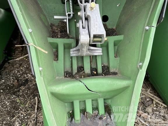 John Deere C12F Combine Attachments