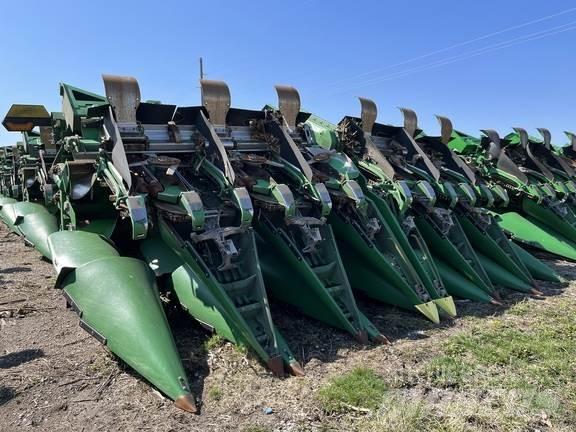 John Deere C12F Combine Attachments