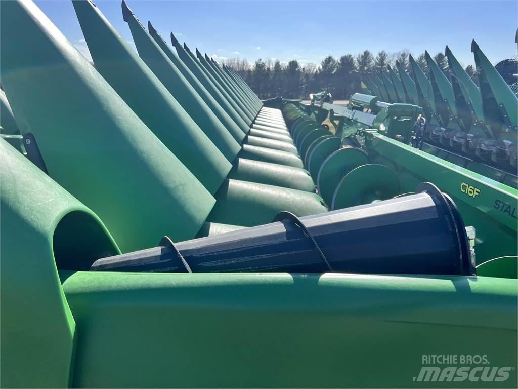 John Deere C16F Combine Attachments
