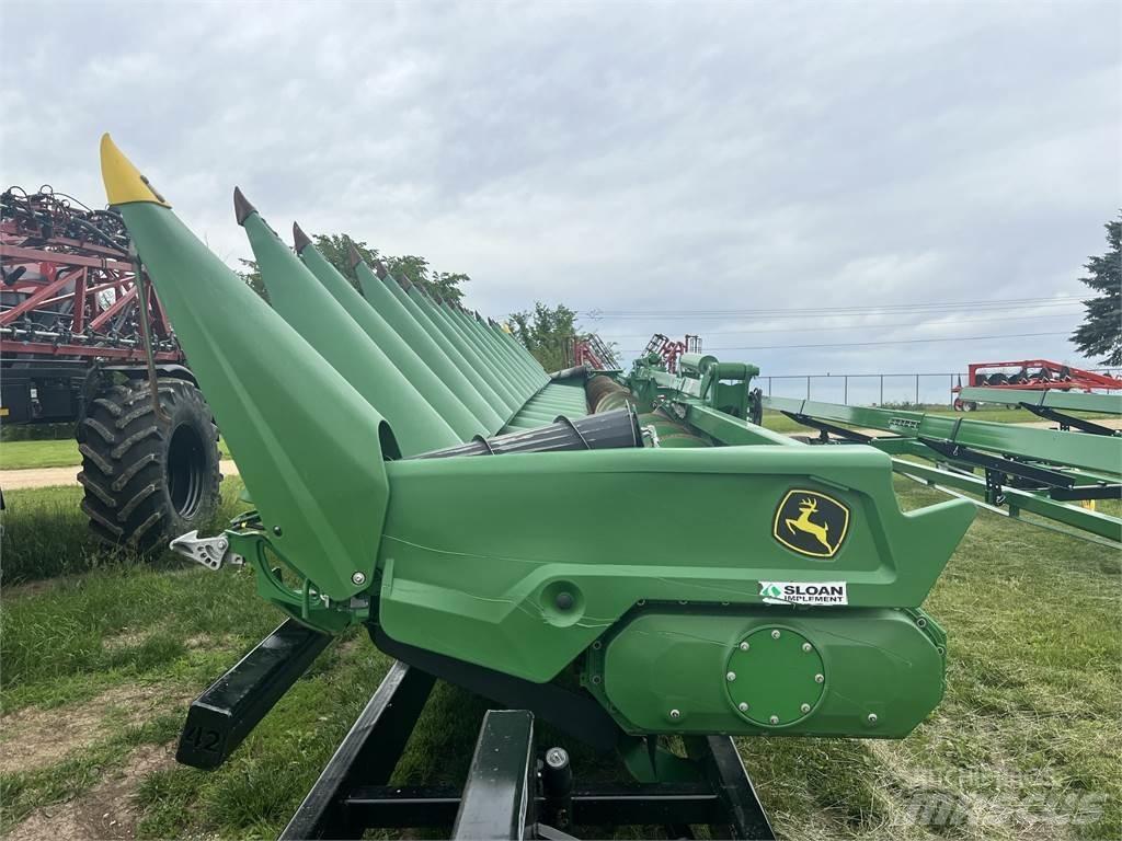 John Deere C16F Combine Attachments