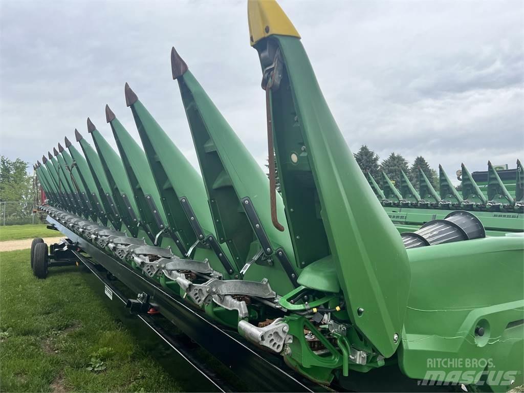John Deere C16F Combine Attachments