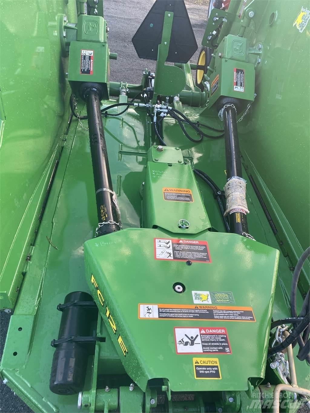 John Deere FC12E Shredders
