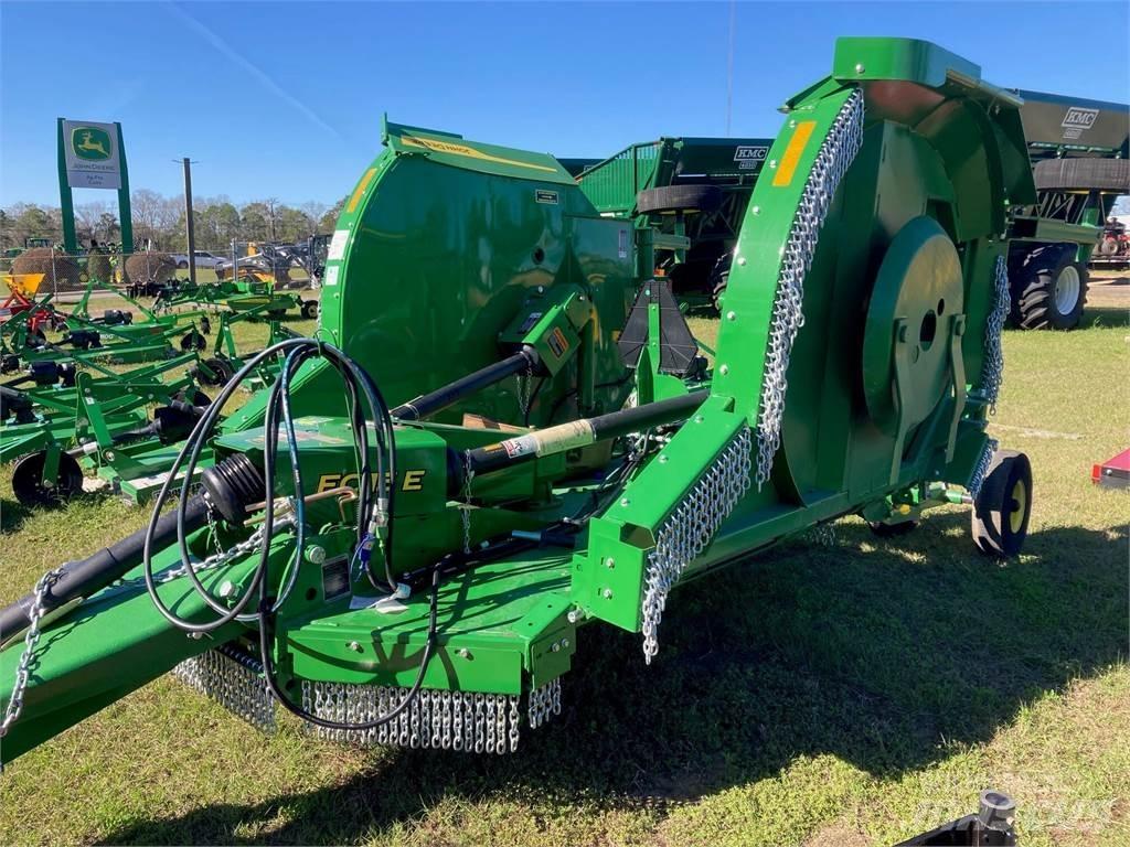 John Deere FC15E Shredders