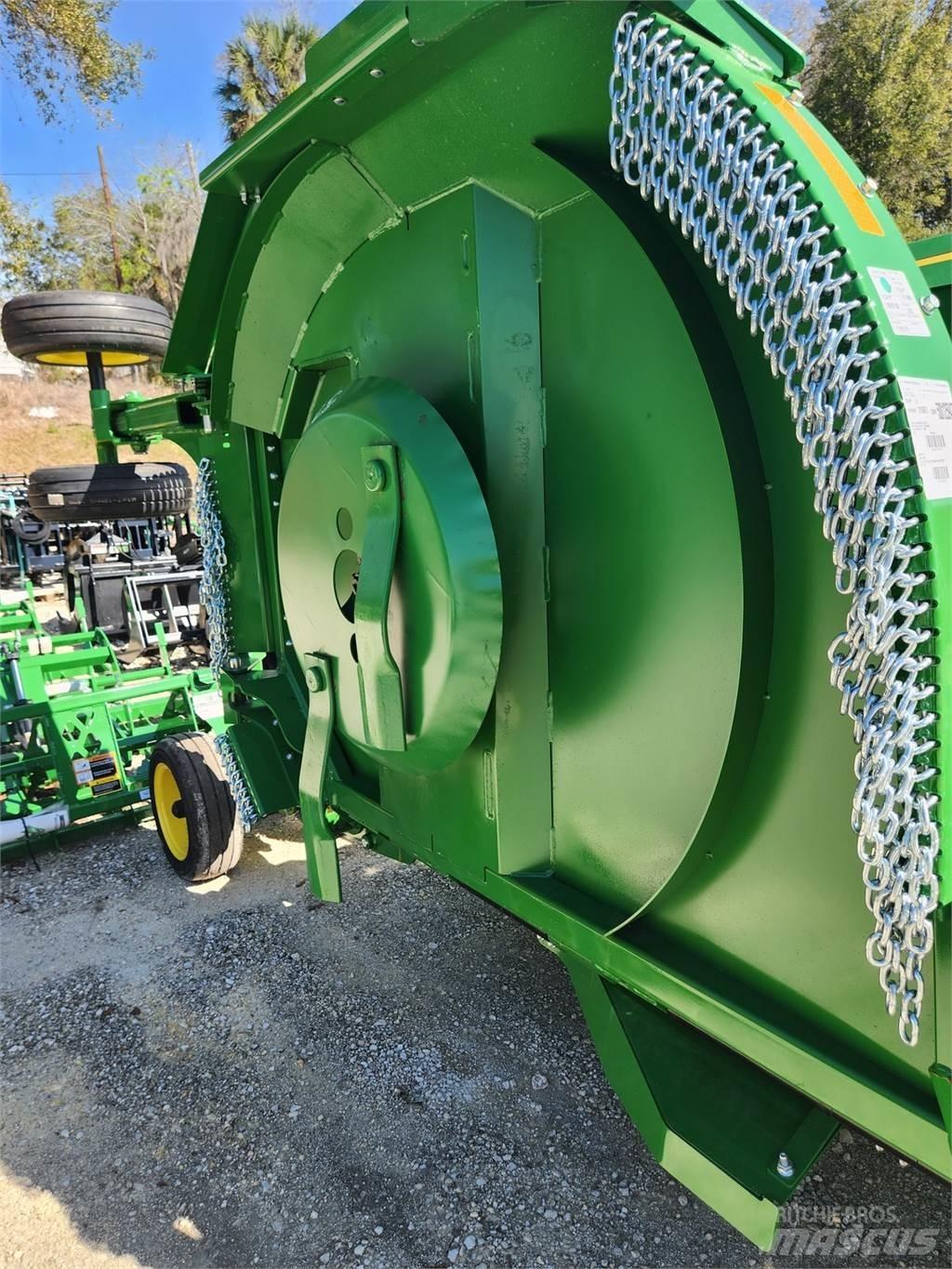 John Deere FC15M Shredders
