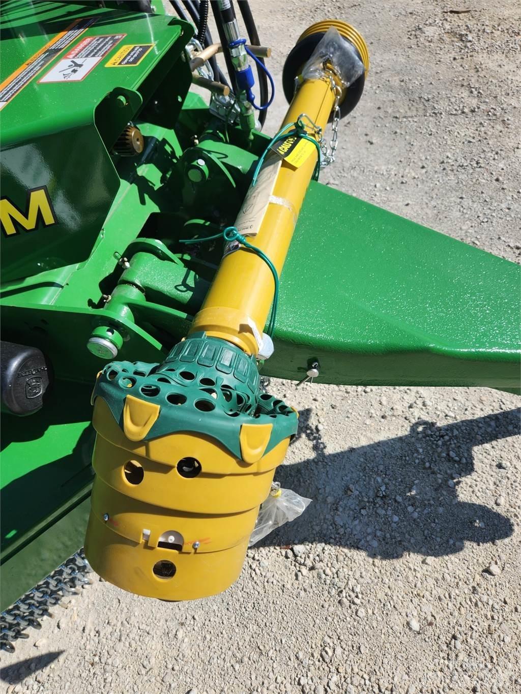John Deere FC15M Shredders