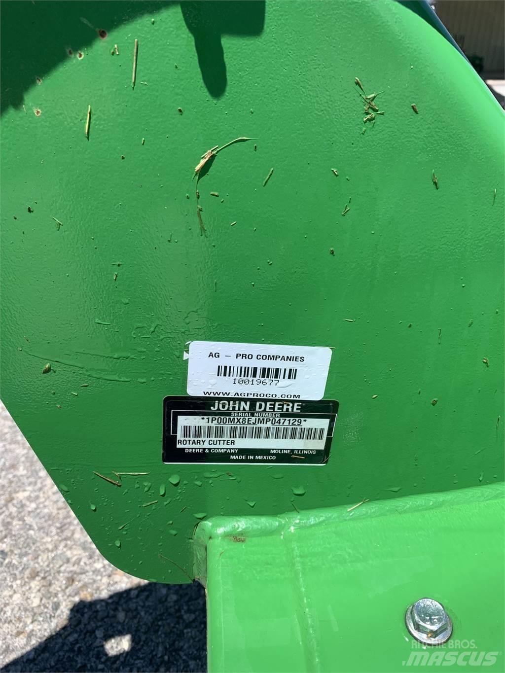 John Deere MX8 Shredders