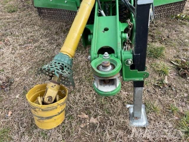 John Deere R20 Shredders
