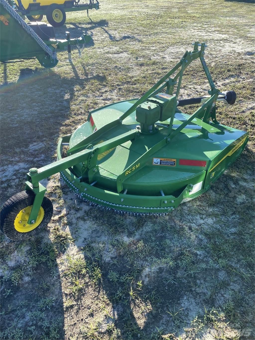 John Deere RC5M Shredders