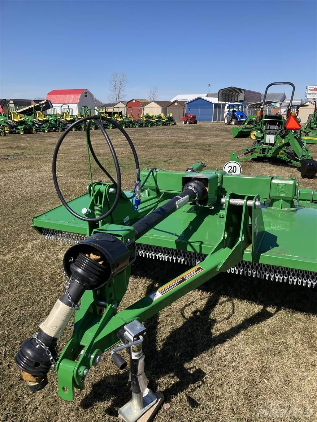 John Deere RC8M Shredders