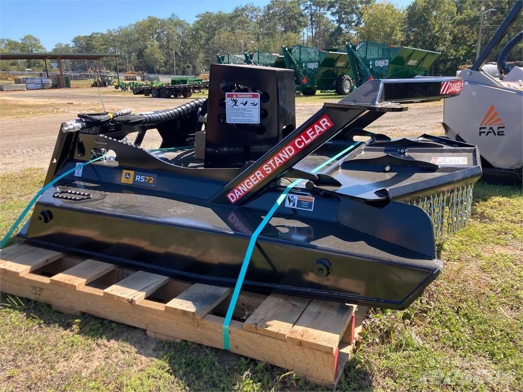 John Deere RS72 Shredders