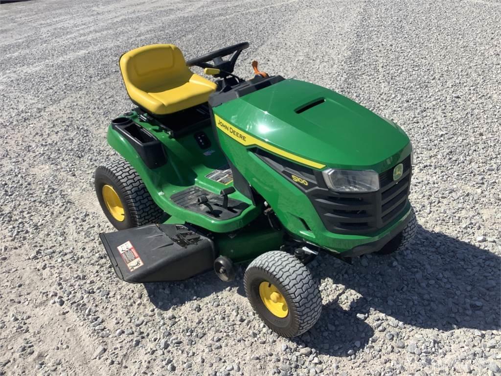 John Deere S100 Riding mowers