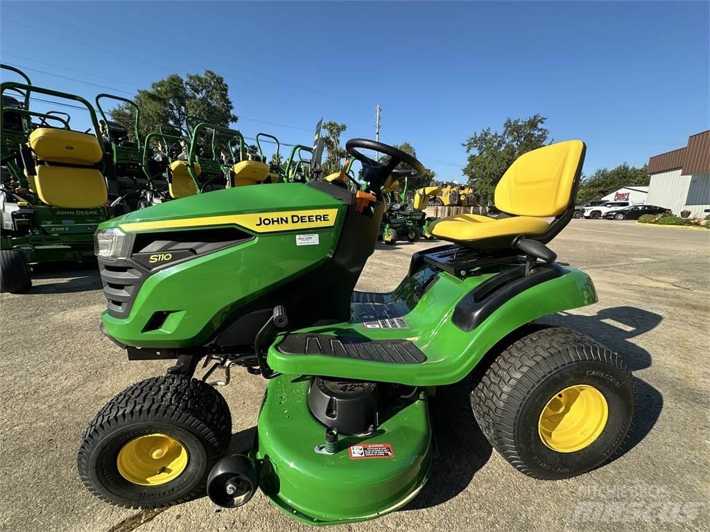 John Deere S110 Riding mowers