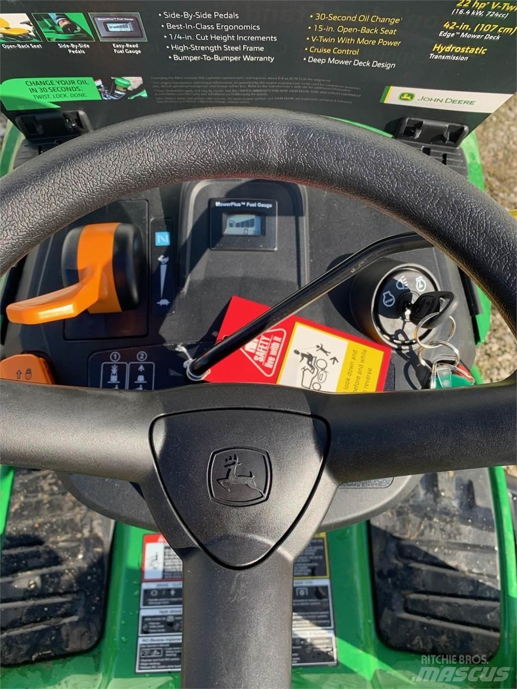 John Deere S120 Riding mowers