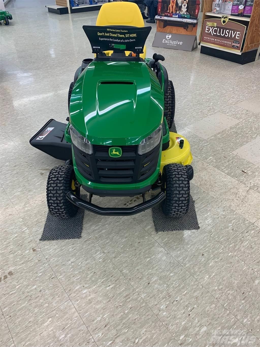 John Deere S130 Riding mowers