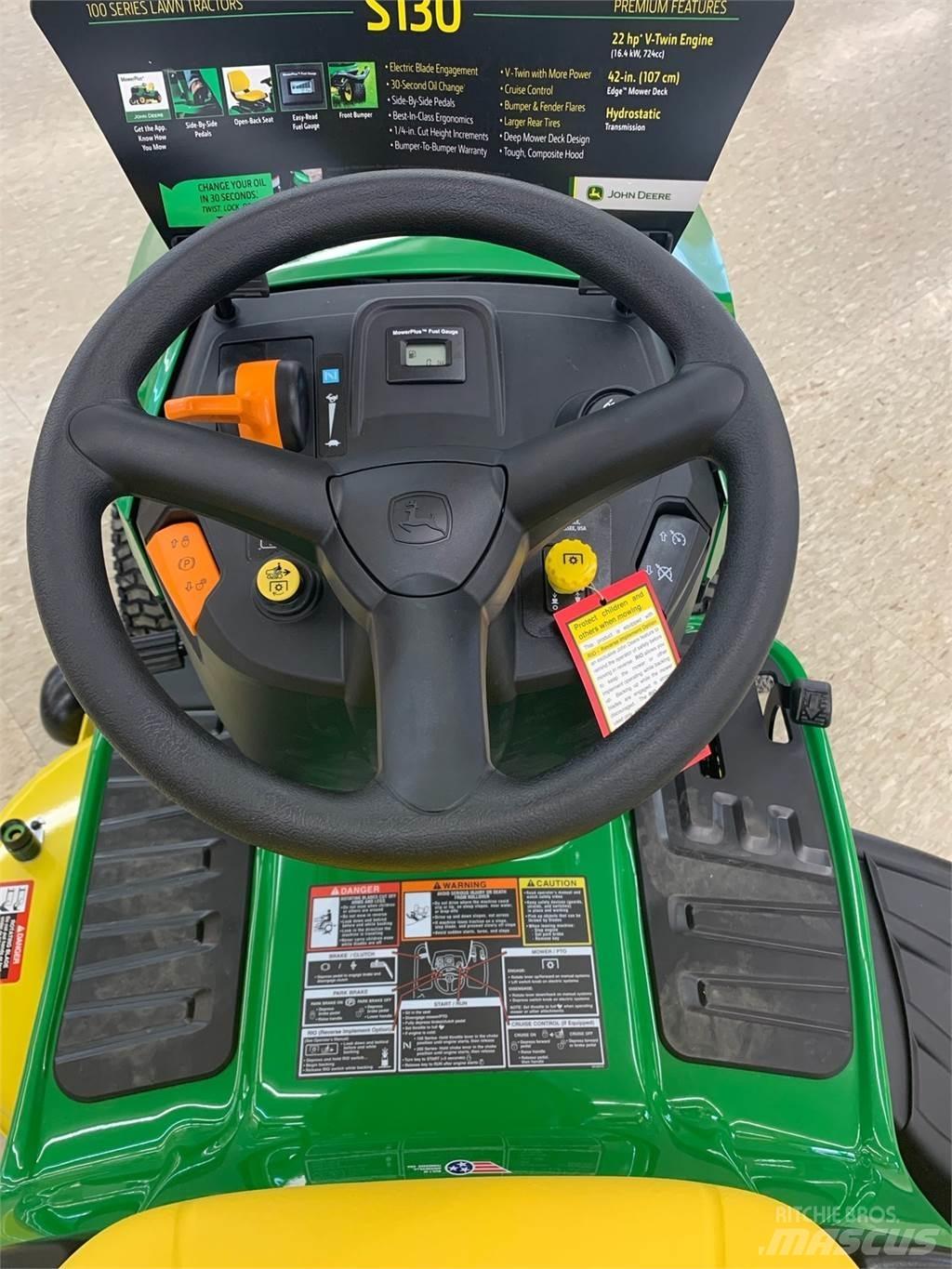 John Deere S130 Riding mowers