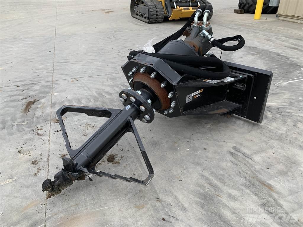 John Deere SS30 Grinders