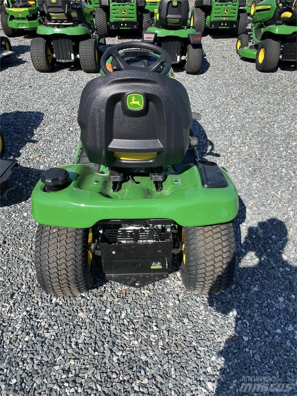 John Deere X330 Compact tractors