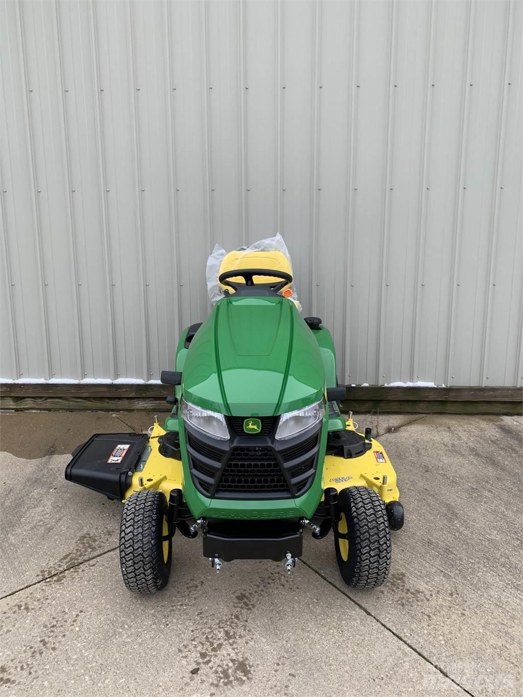 John Deere X350 Compact tractors