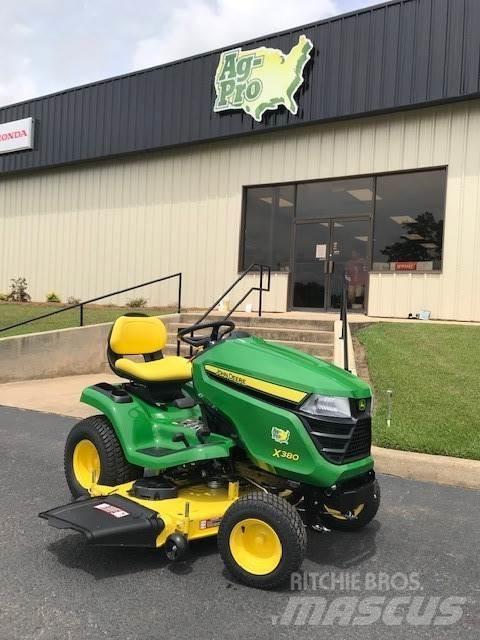 John Deere X380 Compact tractors