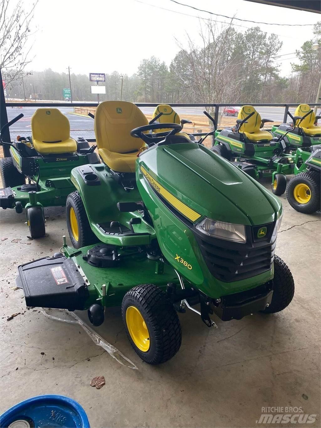 John Deere X380 Compact tractors