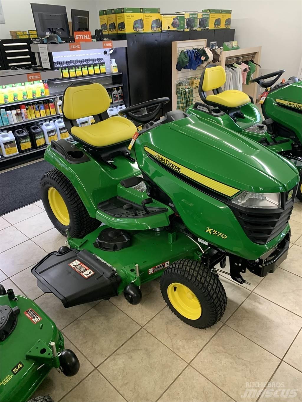 John Deere X570 Compact tractors
