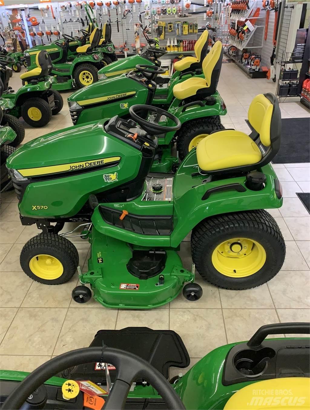 John Deere X570 Compact tractors