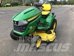John Deere X570 Compact tractors