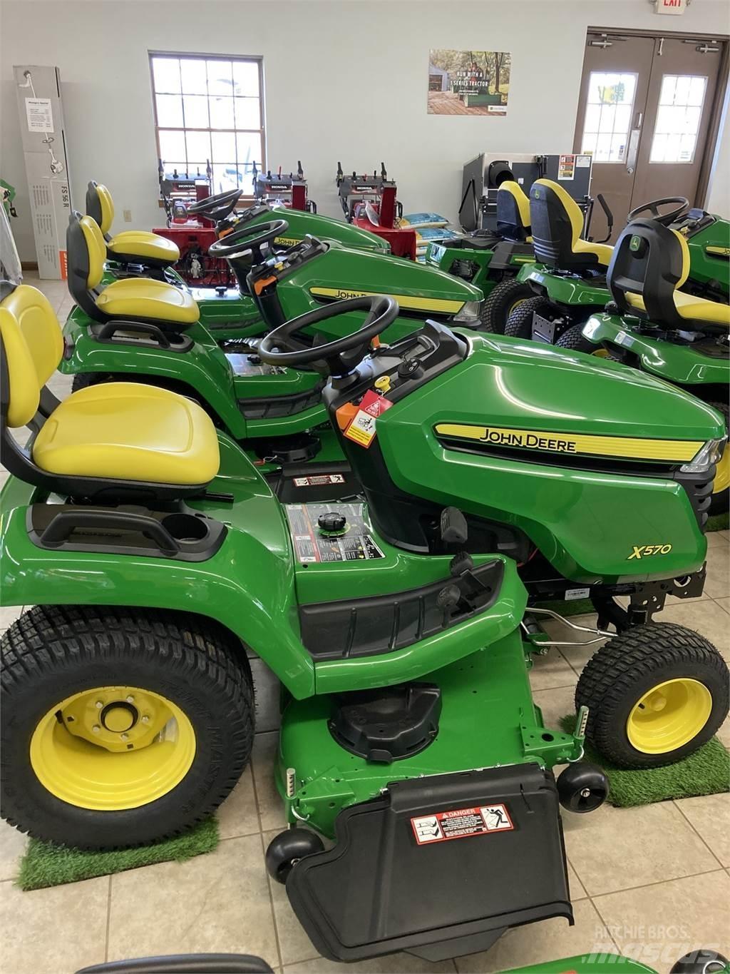 John Deere X570 Compact tractors