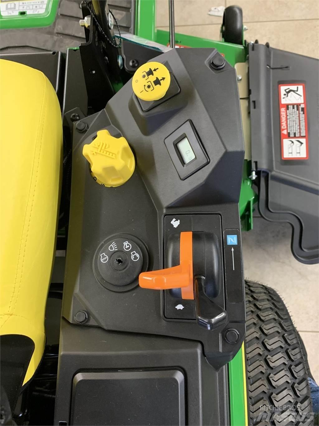 John Deere Z315E Zero turn mowers